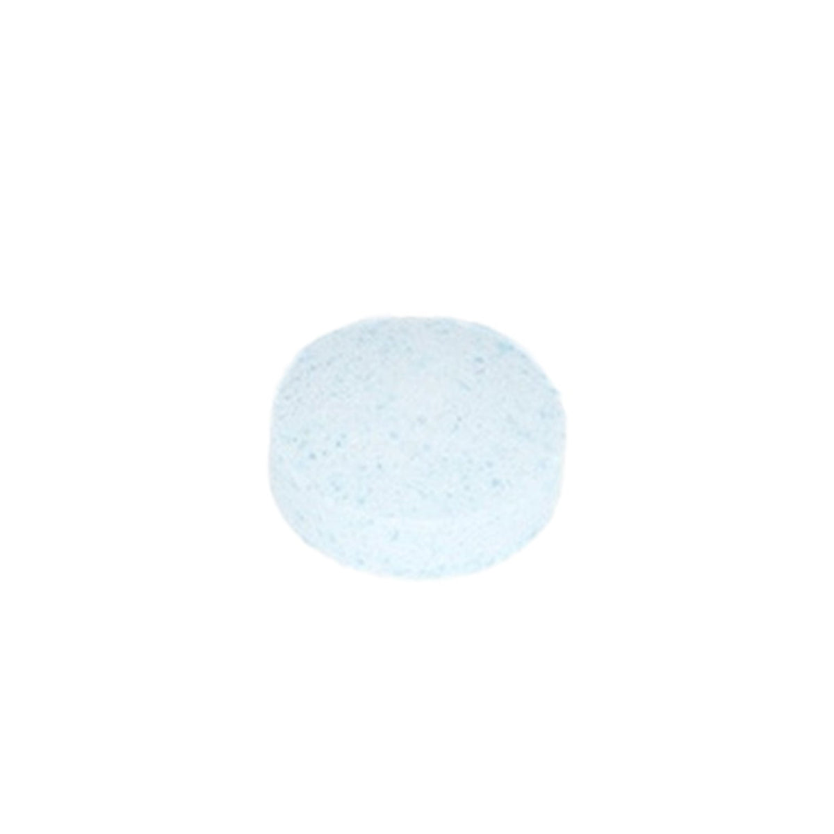 Using effervescent tablets to clean and maintain car wipers
