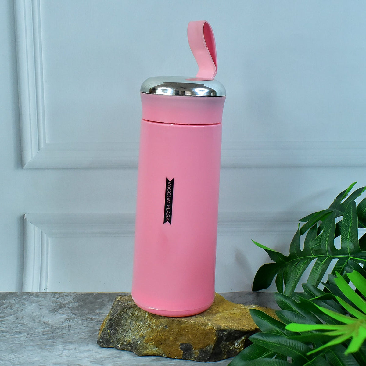 Hydrozilla 400ml pink leakproof glass water bottle front view